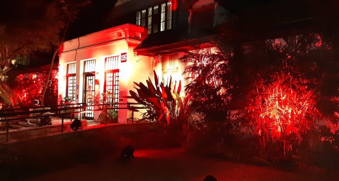 מי עומד מאחורי “האחיות ס.ח”? מייל אנונימי מסתורי מטלטל את עיריית כפר־סבא