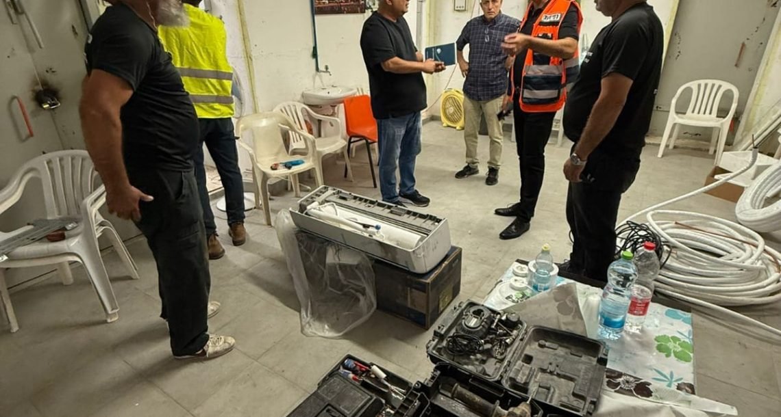 המקלטים הציבוריים בכפר סבא ערוכים לקליטת תושבים – עם גישה לאינטרנט, טלפונים, מיזוג ומים