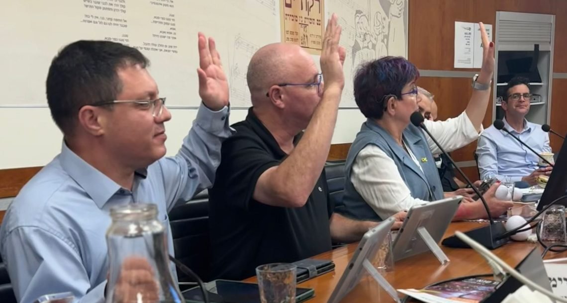 יותר משמרצ שמרו את השבת – שמרה השבת אותם