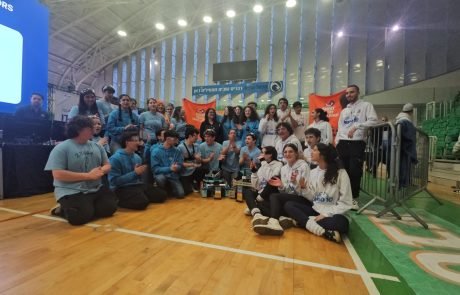 העתיד כבר כאן: נבחרת הרובוטיקה של כפר סבא כבשה את המקום הראשון בתחרות הארצית