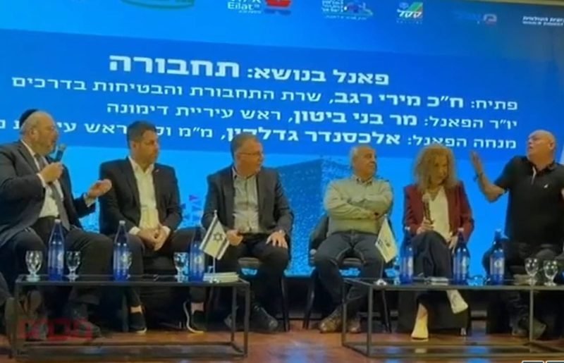 "צרחן, מי אתה בכלל?": עימות חזיתי בין סגן ר"ע ירושלים לקובי פדווה בכנס באילת