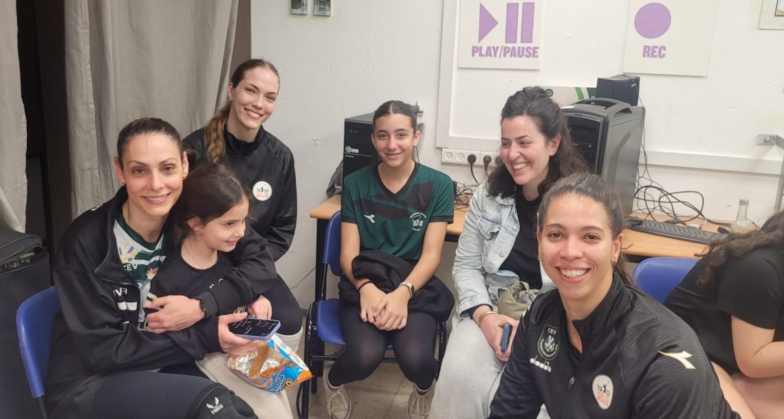 אזעקות באמצע המערכה: הדרמה האמיתית התרחשה דווקא במקלט