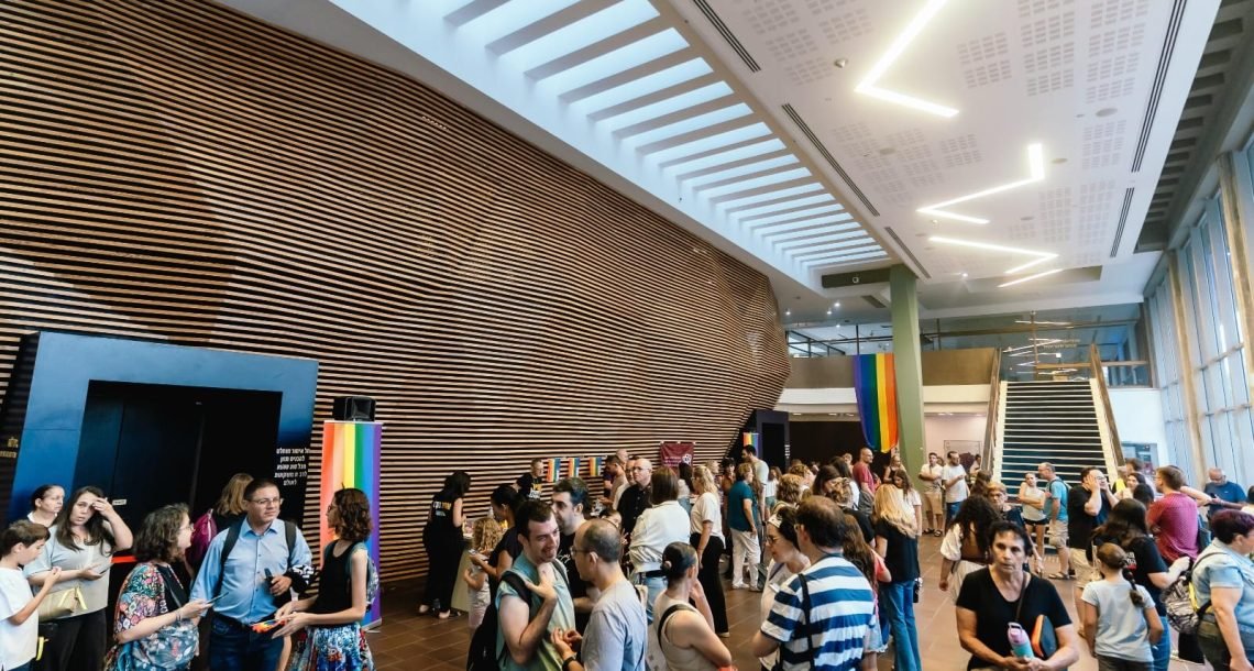 כפר סבא מציינת את חודש הגאווה 2026 שחר טבוך, נבו עמרני, לאליקה מונטנה ומופע מחווה לקורין אלאל