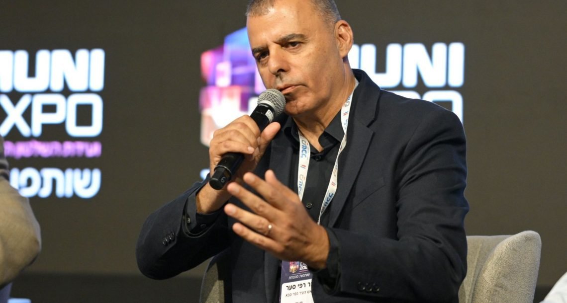 רפי סער בוועידת מוני אקספו: "המדינה חייבת תוכנית לאומית למשרתי המילואים, לפצועי המלחמה ולמשפחות השכולות"